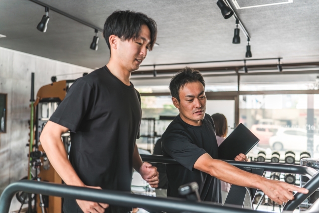 専属トレーナー